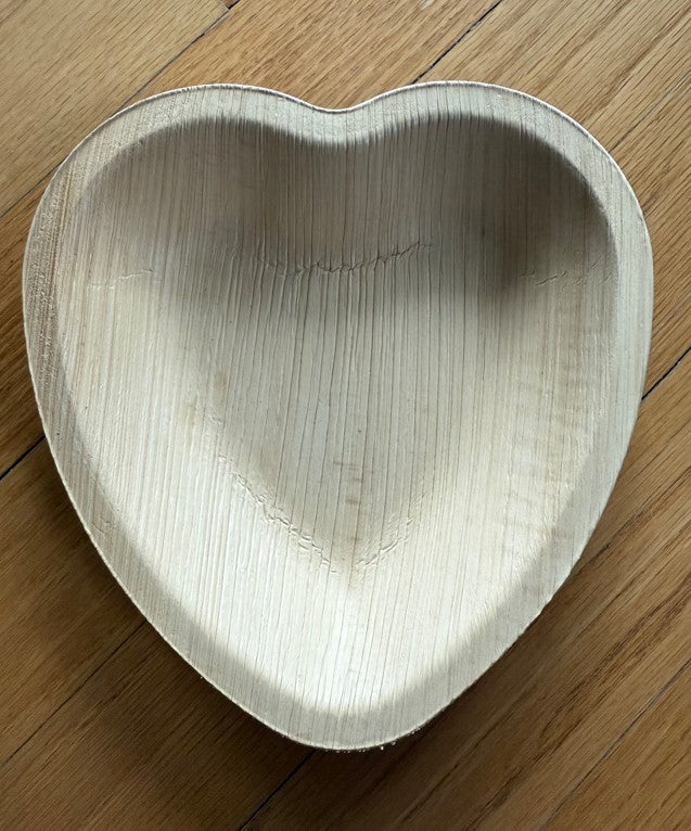 6.5" Palm Leaf Heart Shape Disposable Bowls